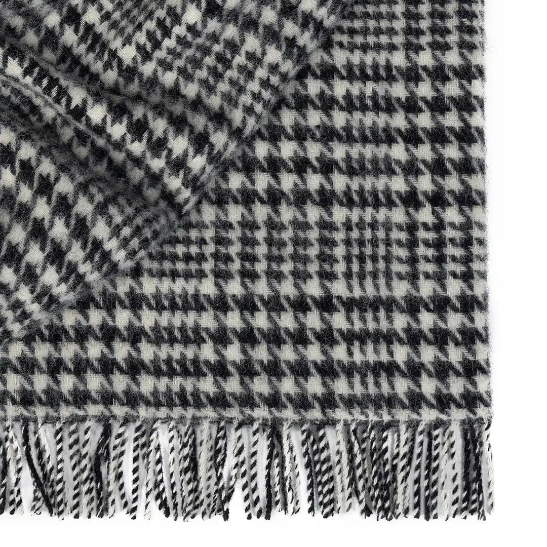 100% Wool Throw | Houndstooth Black