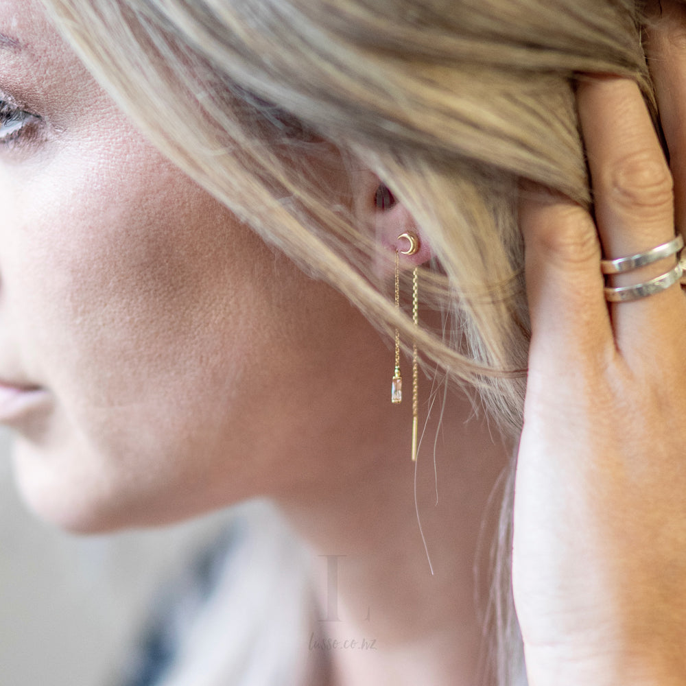 Earrings | Gold Threader with stone