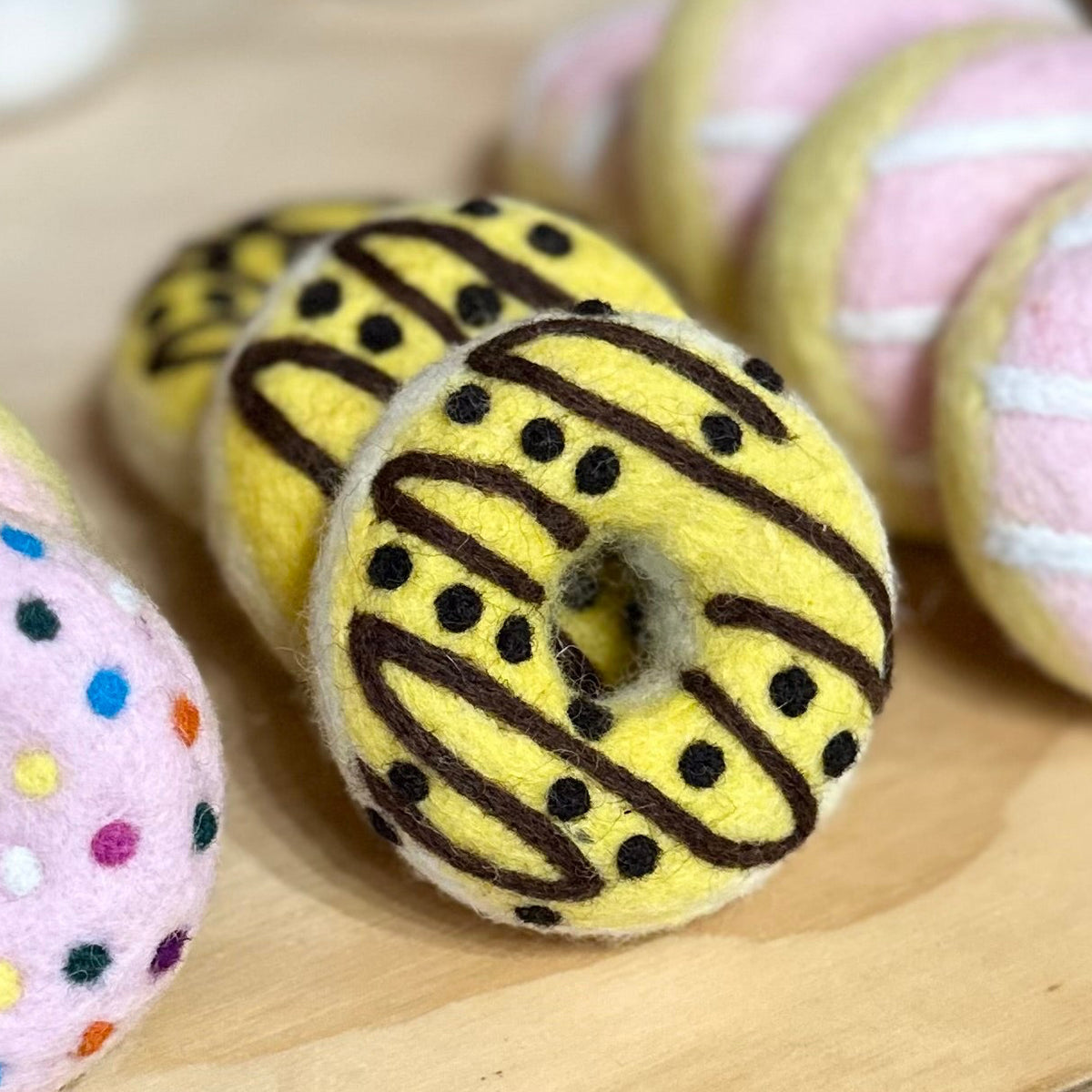 Juni Moon | Felt Donuts
