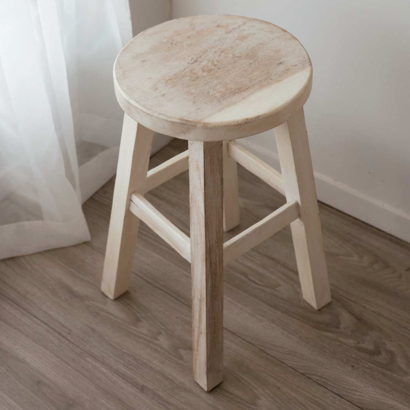 Wooden Stool | Round White Wash
