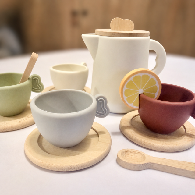 Children's play tea set
